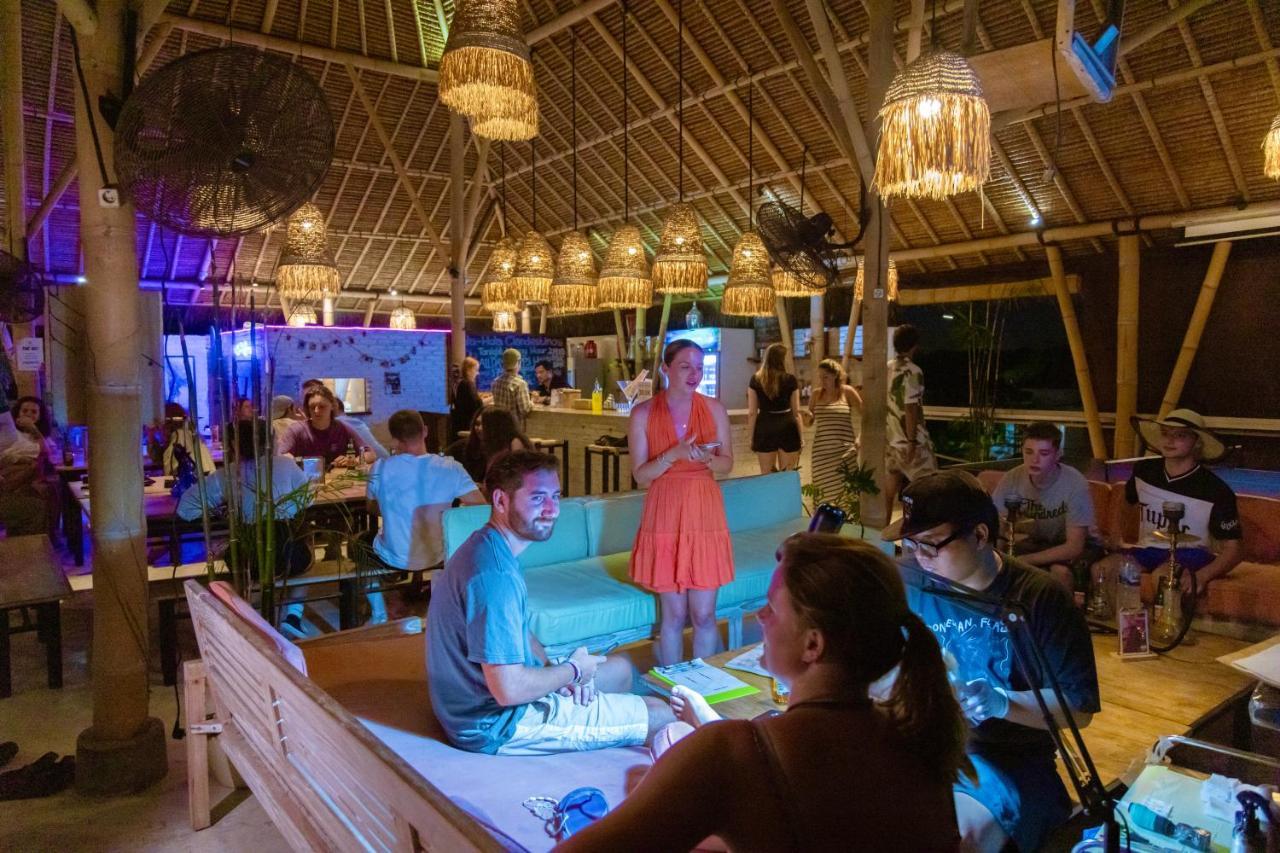 Clandestino Hostel Canggu Eksteriør billede