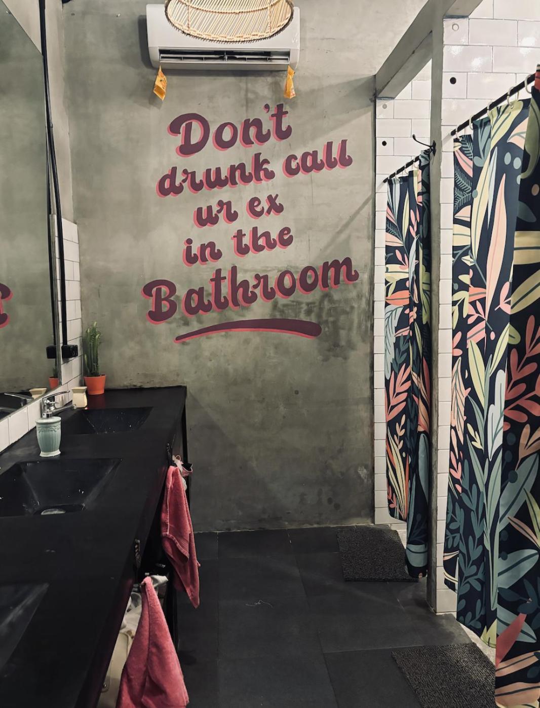 Clandestino Hostel Canggu Eksteriør billede